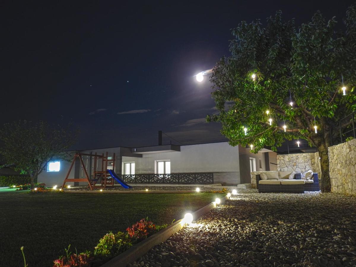 Villa Elin Seoca Exteriér fotografie